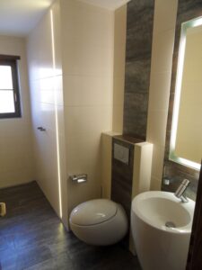 Plattenbeläge, Fabian Bopp in Birmenstorf -Bad-Renovation